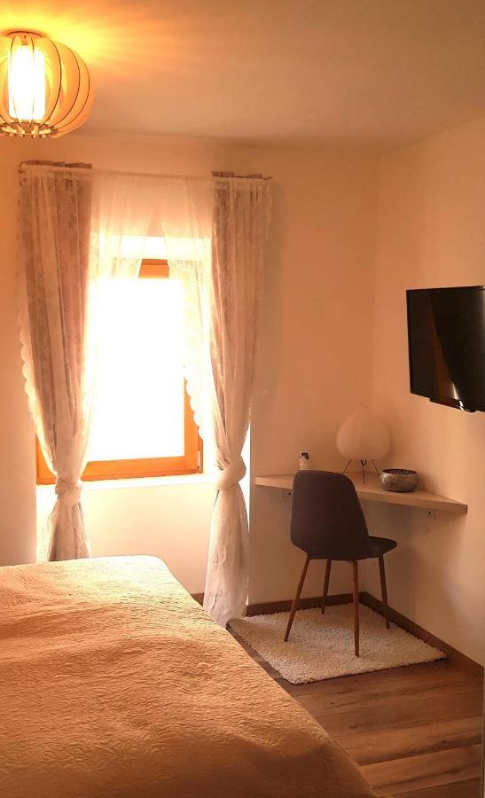 New Villa In Old Center - Pag Pag Town Buitenkant foto