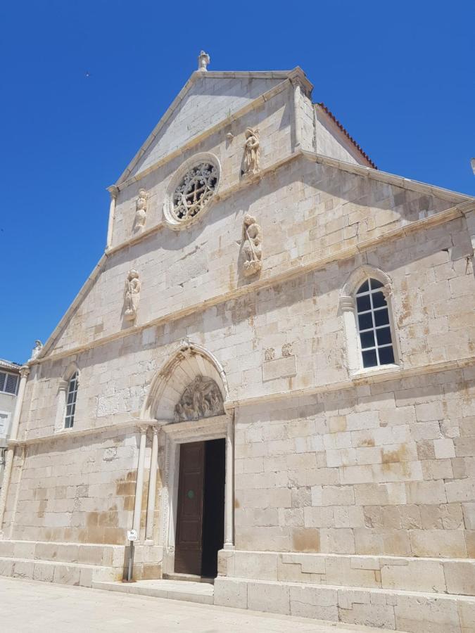 New Villa In Old Center - Pag Pag Town Buitenkant foto